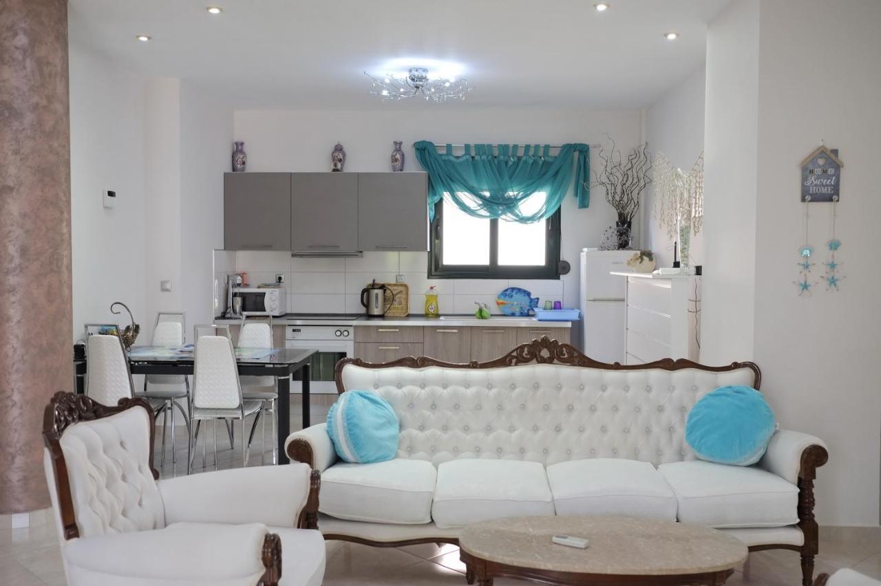 Irenes Apartment Kallithea  Экстерьер фото