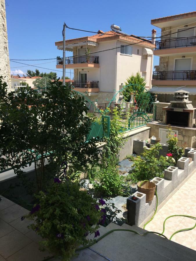Irenes Apartment Kallithea  Экстерьер фото